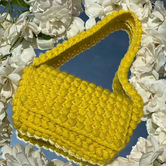 Crochet Bubble Bag - Picture 9 of 10